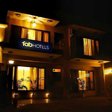 Fabhotel Cotts Villa Vasant Kunj New Delhi Eksteriør billede